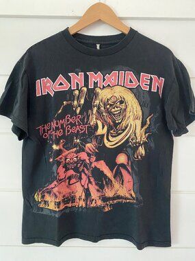 Iron Maiden "The Number of the Beast" Vintage Graphic Black T-Shirt size M fit s